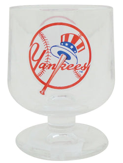 Yankees Red/White Circle Brandy Glass